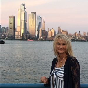 Meet your Posher, Donna